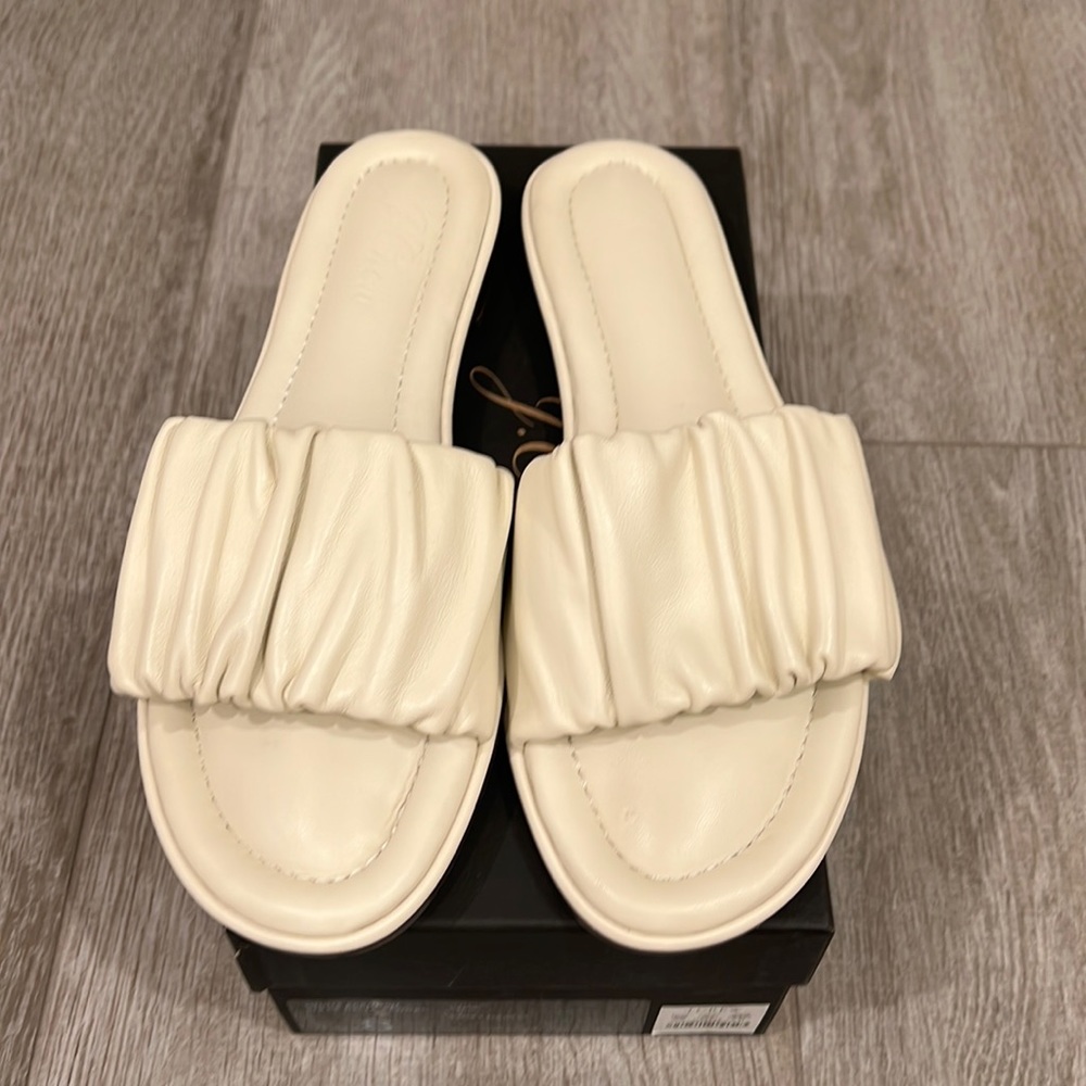 JCrew cream Leather Sandals size 8